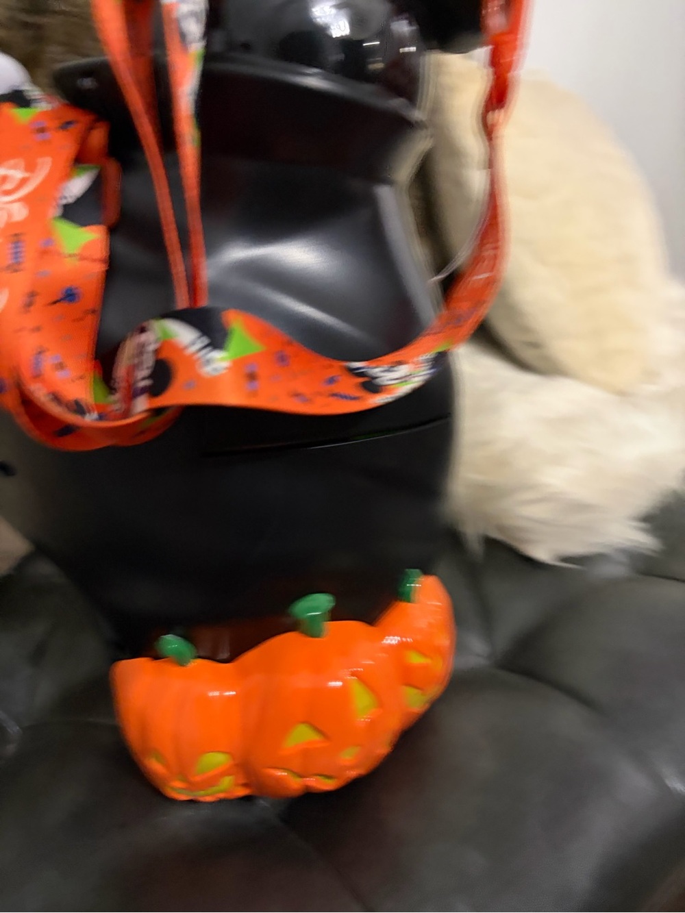 Disney Parks 2026 Halloween Vampire Mickey Mouse Pumpkin Popcorn Bucket New - Picture 7 of 8